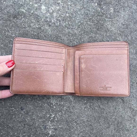 Louis Vuitton Vintage Monogram Bifold Wallet - Picture 7 of 12